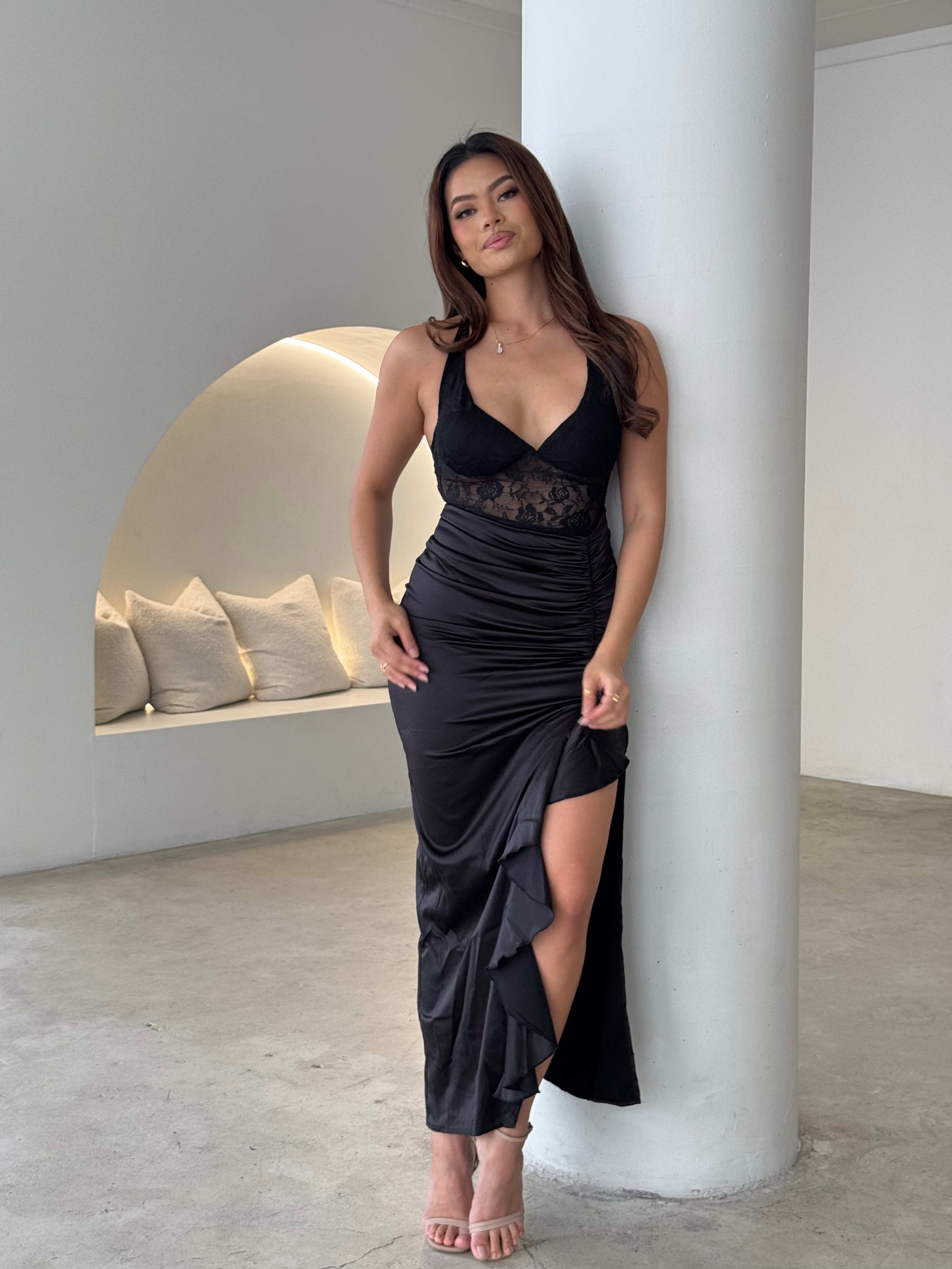 Elegant Black Evening Dress